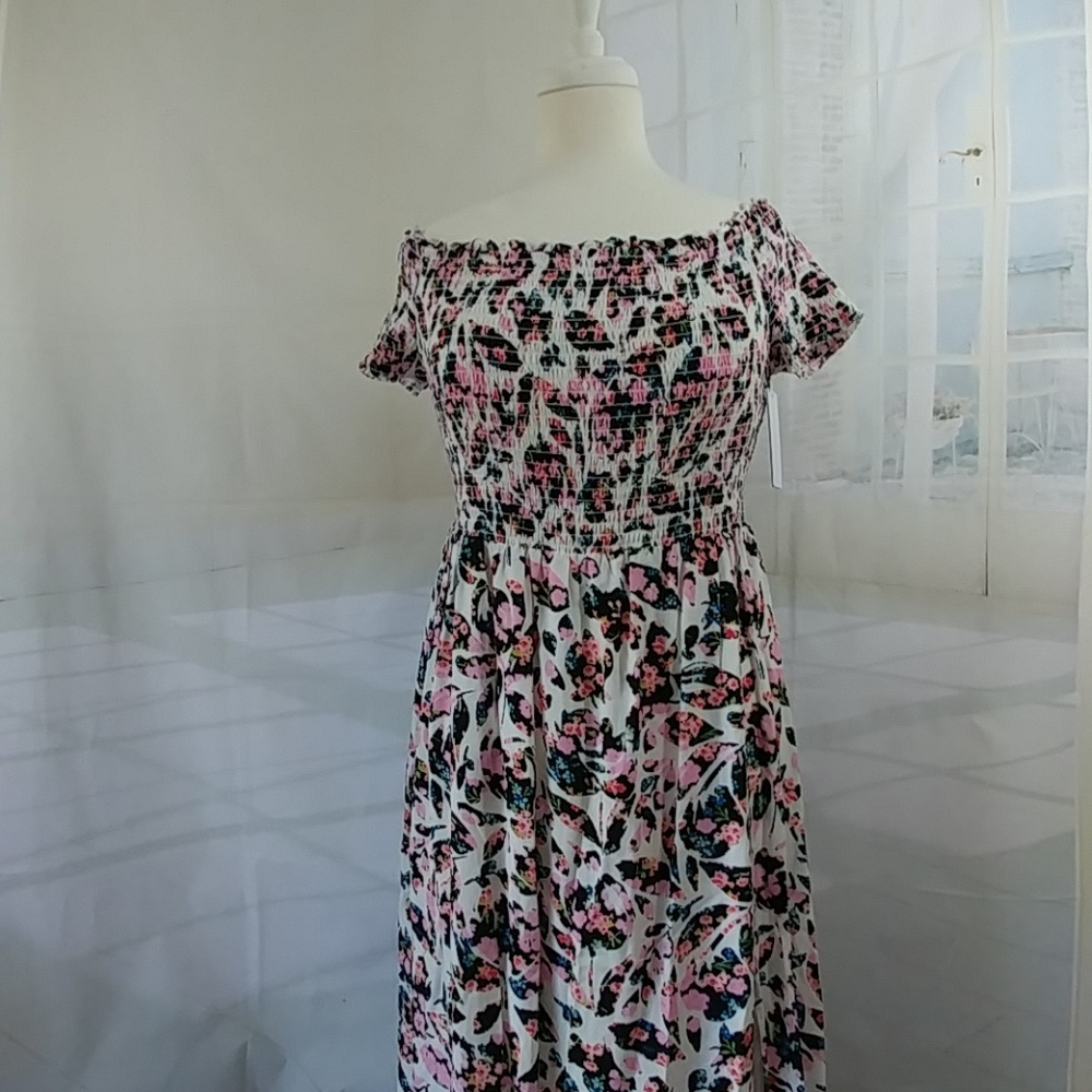 Guess maxi off shoulder dress pink white NWT